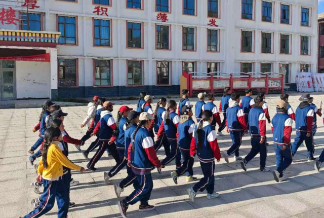 同体教育的样板让校园成为各民族学生共居共学共事共乐的家园